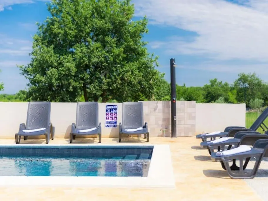 Kuca Mira Villa Gajana Tatil Evi